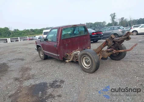 1998 GMC Sierra C2500 from USA, damaged, VIN 1GTFC24M8WZ527265